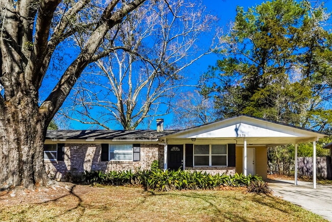 Building Photo - 7573 Patrice Ct