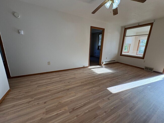 Foto del edificio - 307/309 2nd St SW