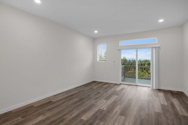 Building Photo - Brand New Luxury Townhomes in North Lynnwood!