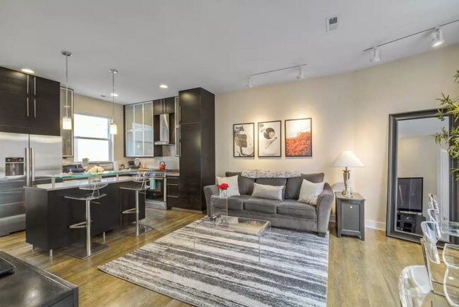 Foto del edificio - 2215 W 32nd Ave