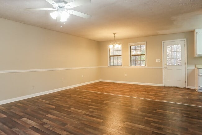 Foto del edificio - 4107 Rocky Face Dr