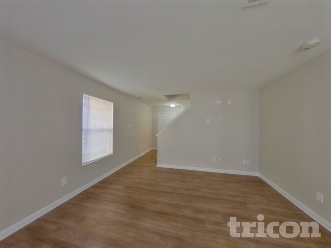 Foto del edificio - 1362 Cadre Cir