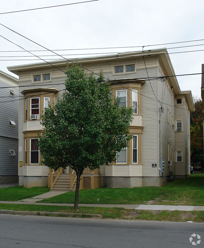 1405 Oneida St, Utica, NY 13501 Apartments Utica, NY