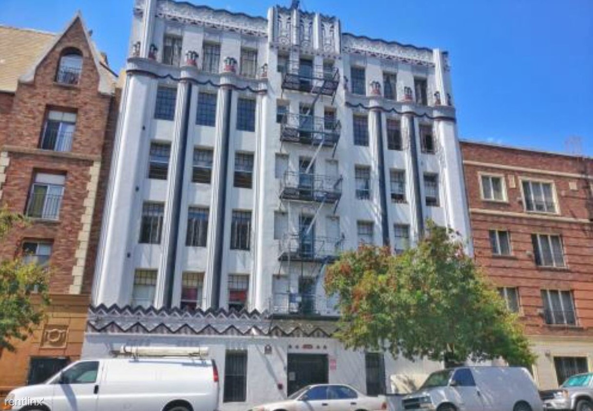 Primary Photo - 745 Normandie Ave