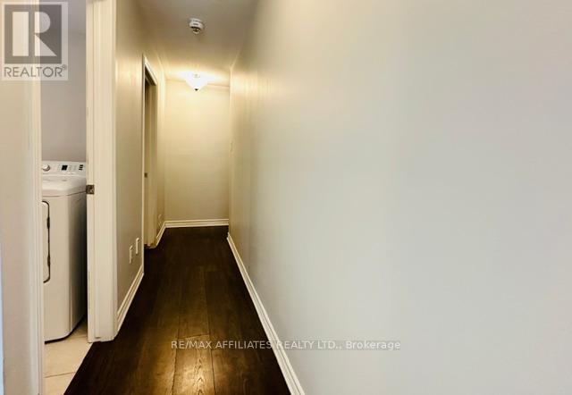 Building Photo - 20 Squashberry Ln