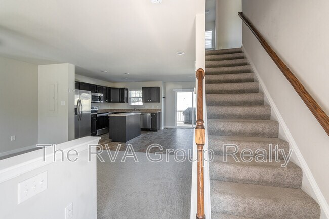 Building Photo - 7148 Elkhardt Rd