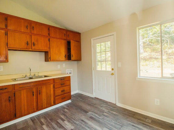 Foto del edificio - 1721 3rd Pl SW