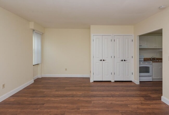 Interior Photo - Lakewood Apartments