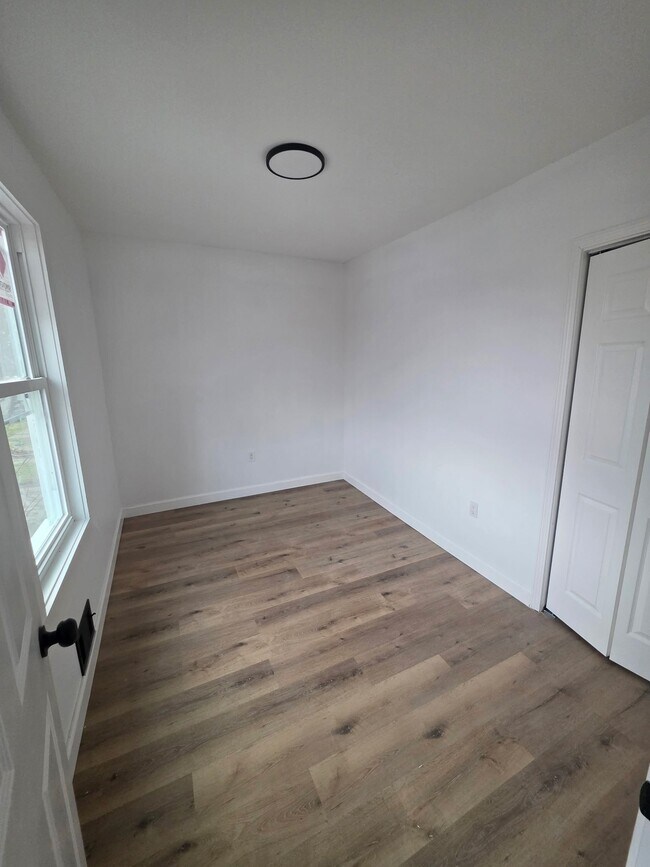 Foto del edificio - 3061 W 46th St