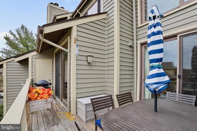 Foto del edificio - 11218 Harbor Ct