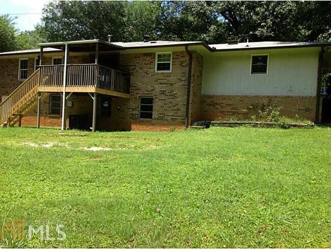 Foto del edificio - 949 Blair Bridge Rd