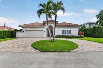 Building Photo - 899 Granada Dr