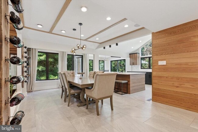 Foto del edificio - 1220 Valley Rd