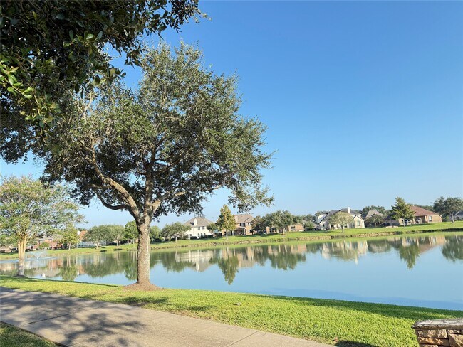 Building Photo - 3808 Travis Lake Ct