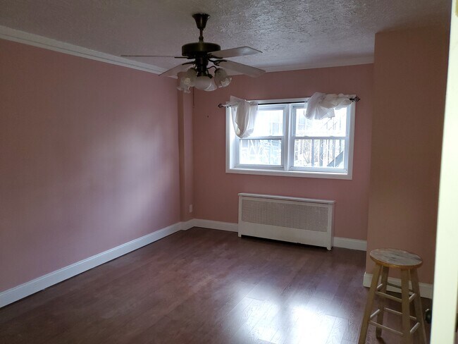 Master Bedroom - 3703 Laurel Ave