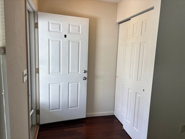 Building Photo - 14 Cornerstone Way