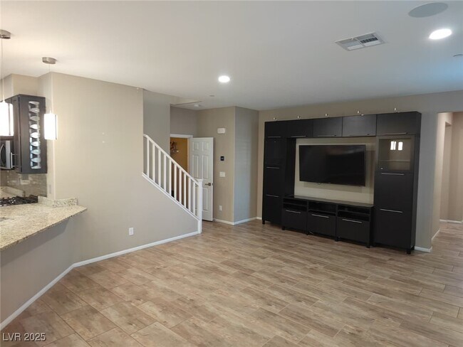 Foto del edificio - 3119 Biccari Ave