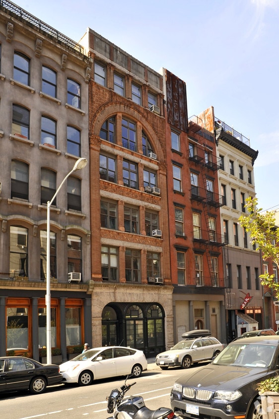Primary Photo - 73 Warren St