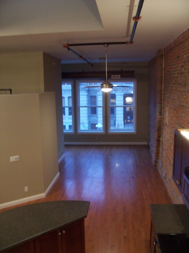 Building Photo - 120 N 3rd St