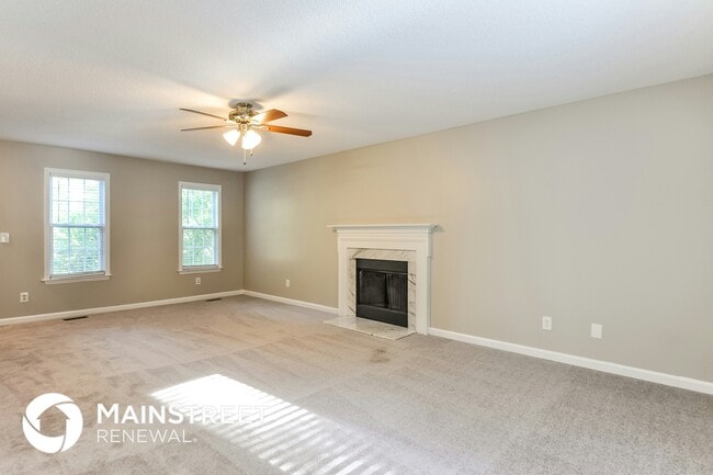 Building Photo - 6808 Vernie Dr