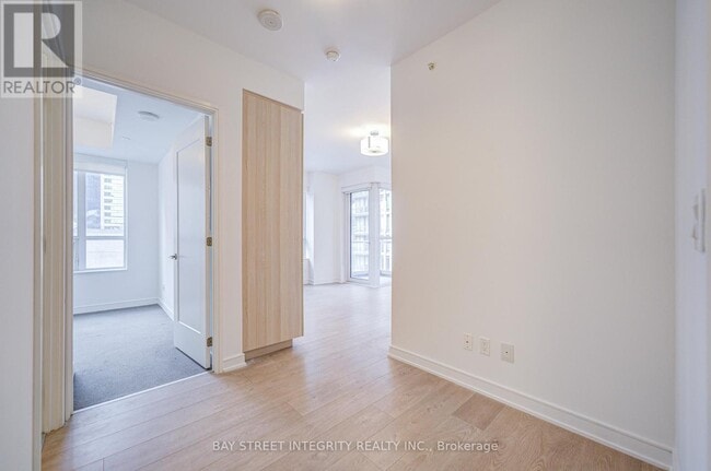 Building Photo - 88 Scott St