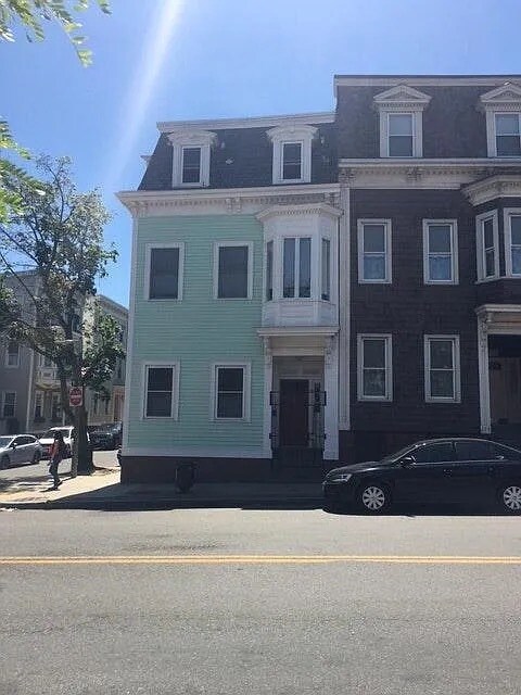 Foto del edificio - 172 Bunker Hill St