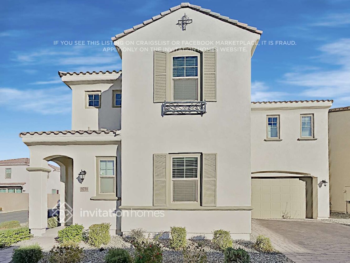 Primary Photo - 9731 E Axle Ave