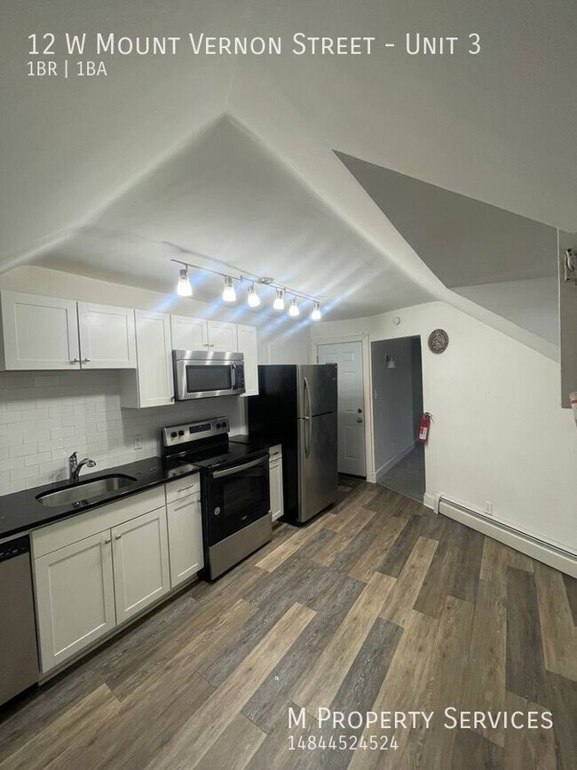 Building Photo - Cozy One Bedroom Apartment Available in La...