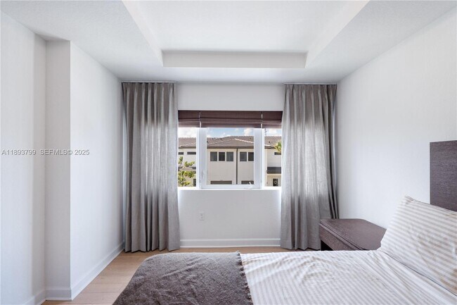 Foto del edificio - 5025 SW 37th St