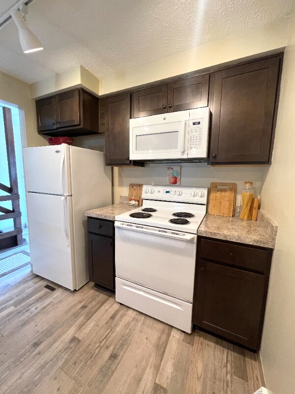 Foto del edificio - 5217 Cline Rd