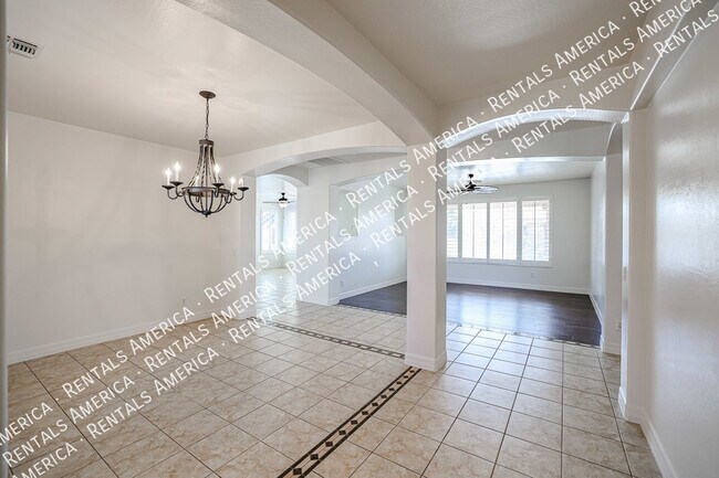 Foto del edificio - 5413 W Siesta Way