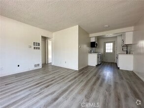 Building Photo - 701 S Garfield Ave