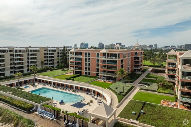 Two North Breakers Row