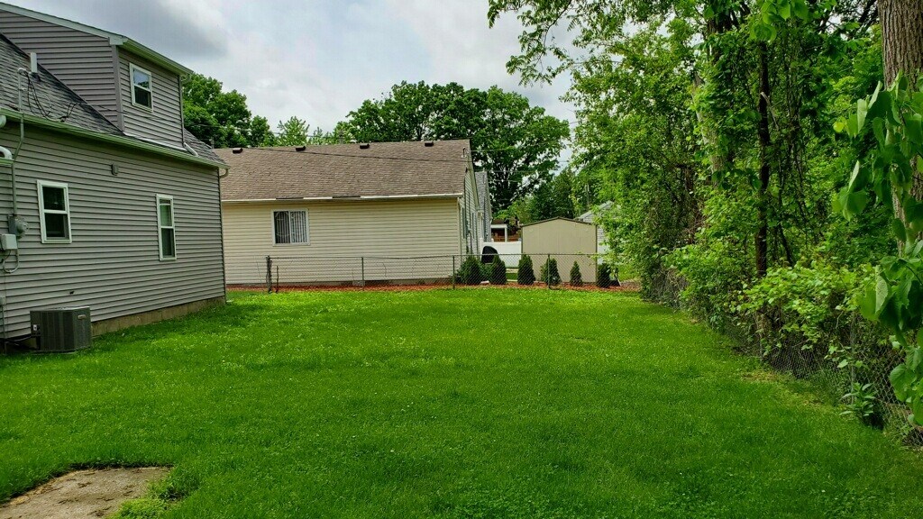 Foto principal - 29932 Balmoral St
