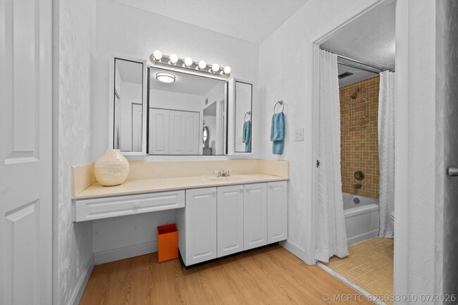 Building Photo - 3540 S Ocean Blvd