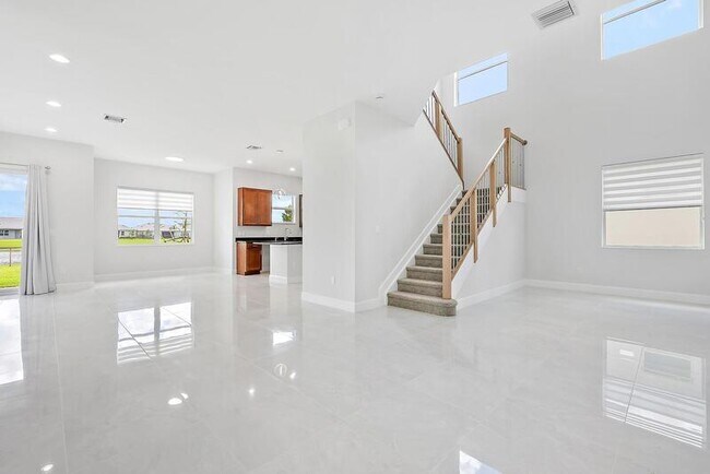 Building Photo - 5432 Pecan Dr