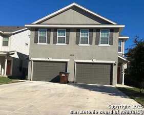 Foto principal - 10323 Lynwood Branch