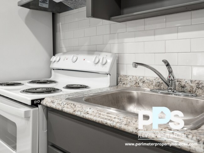 Foto del edificio - 1510-1512-1514 Pine Log Road