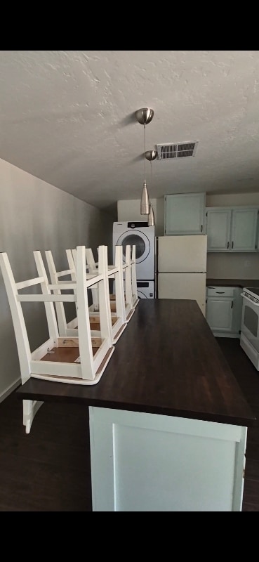 Building Photo - 451 S Jones