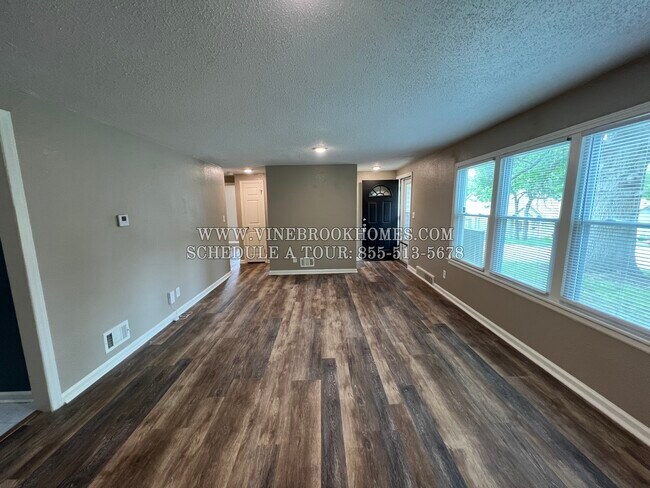 Foto del edificio - 405 E 92nd St