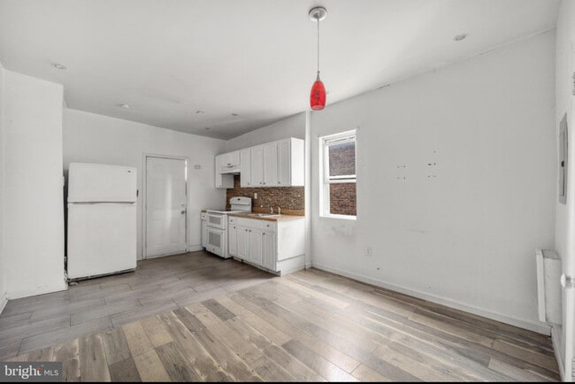 Foto del edificio - 5106 Parkside Ave