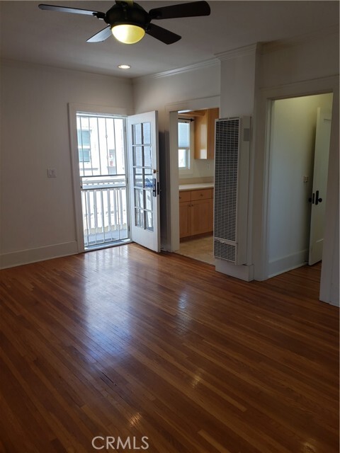 Building Photo - 1513 E Ocean Blvd