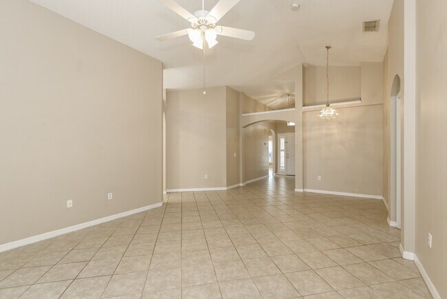 Foto del edificio - 16623 Rising Star Dr