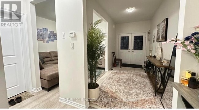 Building Photo - 4 Flagg Ave