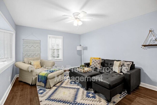 Building Photo - 317 Crafton St