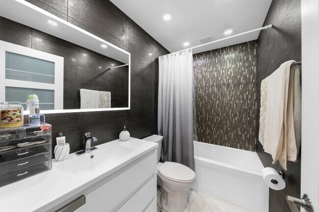 Foto del edificio - 264 N Southport Rd