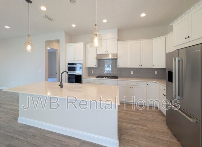 Foto del edificio - 75 Carousel Dr