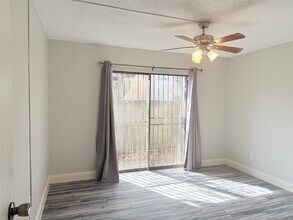 Building Photo - 6701 Sands Point Dr