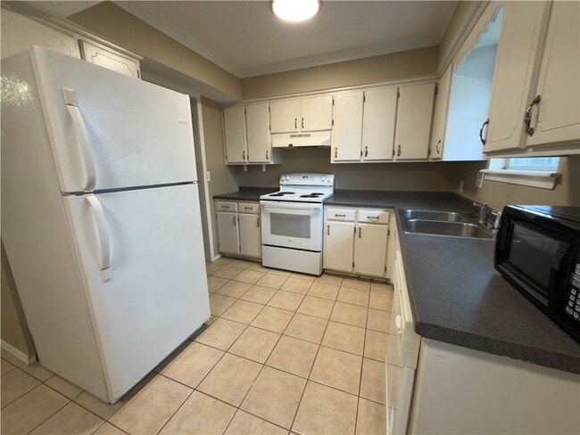 Building Photo - 804 N 30th St