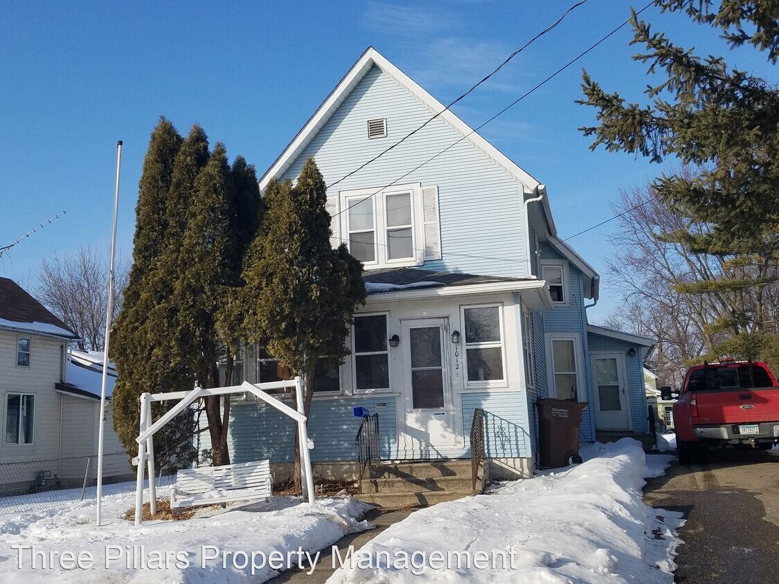 Primary Photo - 3 br, 1 bath House - 1012 W. Fountain St